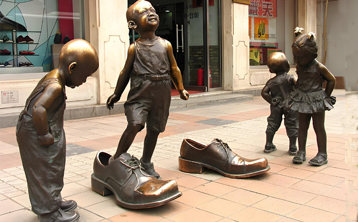 鑄銅小品雕塑市井煙火，讓步行街“活”起來