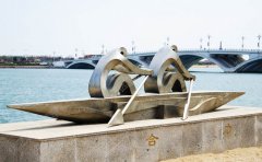 不銹鋼雕塑拋光需要注意的問題有哪些？